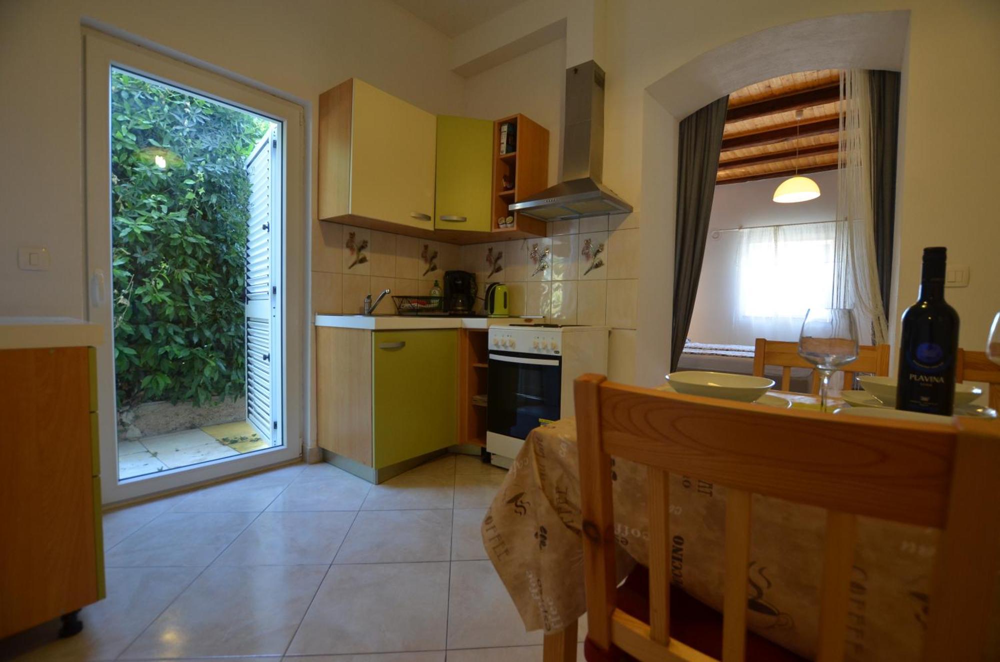 Graziella Apartment Ровин Екстериор снимка